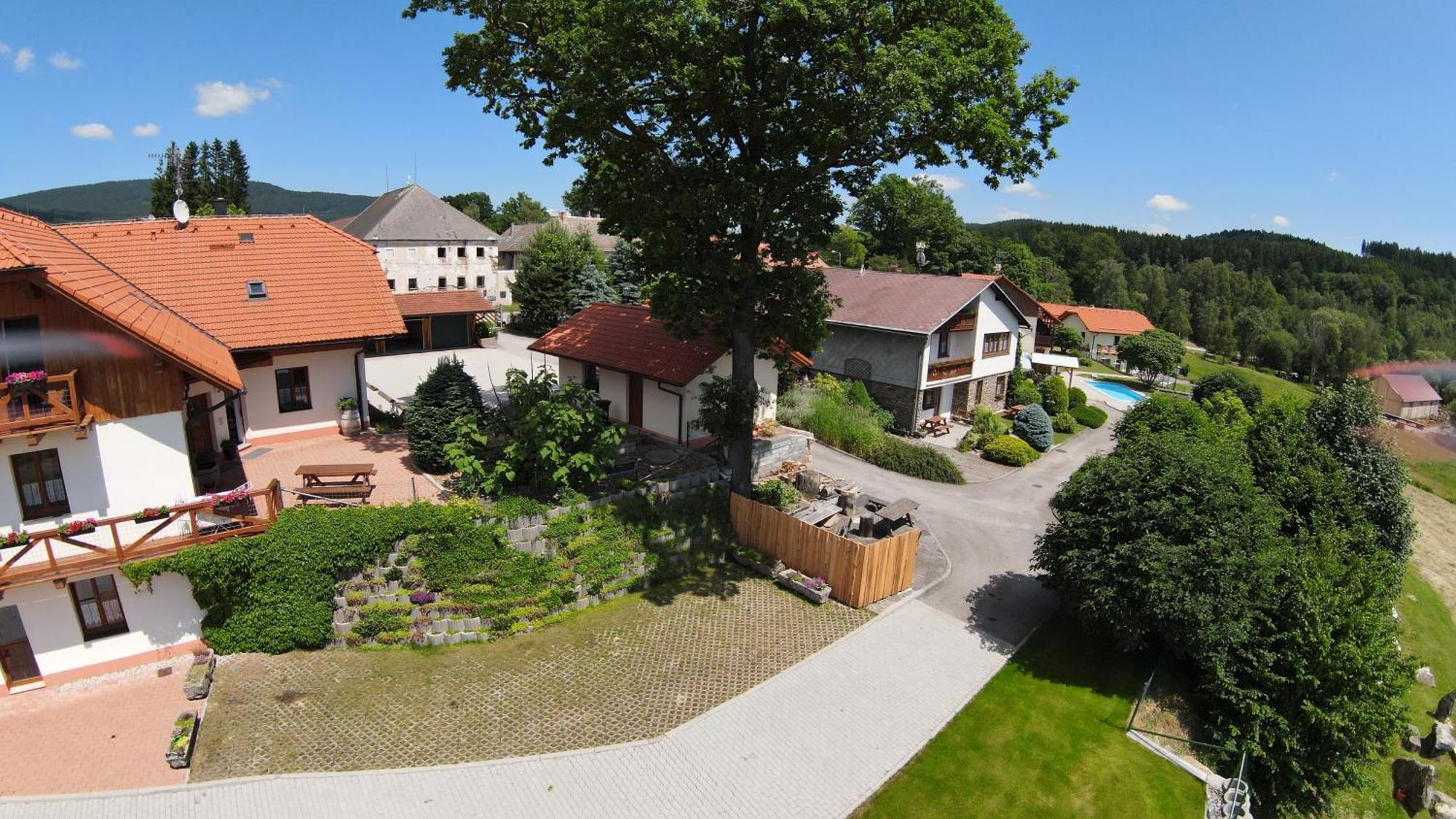 Apartmany U Srdce Vltavy Horni Plana Exterior photo